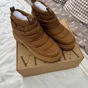 VIVAIA Women's Brown Ankle Boots